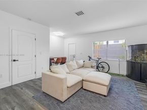 3067 Center St 17, Miami FL 33133