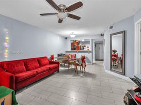 9000 NW 28th Dr 1207, Coral Springs FL 33065