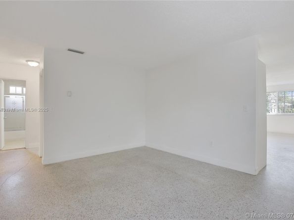 3500 SW 26th St, Miami FL 33133