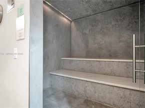 3029 NE 188th St 319, Aventura FL 33180