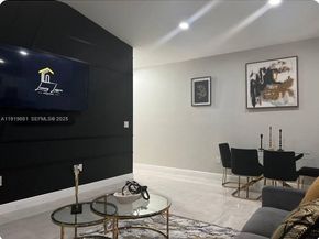 933 NW 2nd Ave, Fort Lauderdale FL 33311