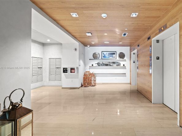 401 N Birch Rd 505, Fort Lauderdale FL 33304