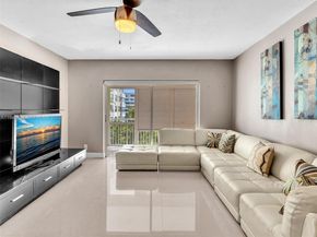 4400 Hillcrest 617B, Hollywood FL 33021