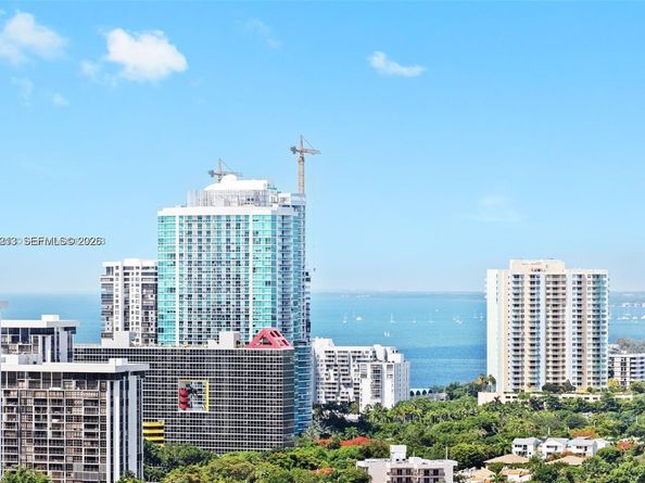 1300 S Miami Ave 2308, Miami FL 33130