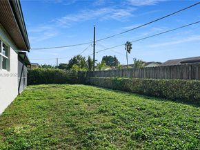 11440 NW 46th Pl, Sunrise FL 33323