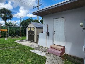 405 NW 64th St, Miami FL 33150