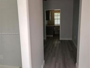 405 NW 64th St, Miami FL 33150