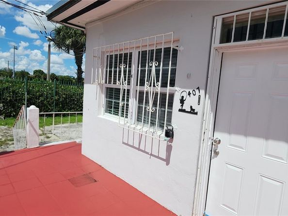 405 NW 64th St, Miami FL 33150