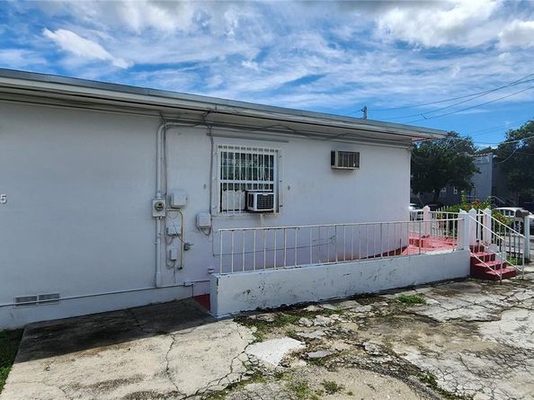 405 NW 64th St, Miami FL 33150