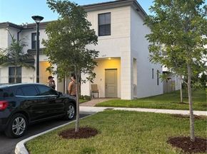 12877 SW 232nd Ln, Homestead FL 33032