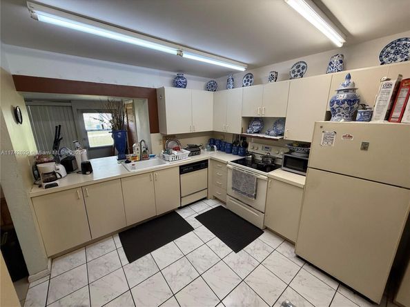 11277 SW 172nd St I1742D, Miami FL 33157