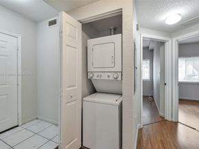 1103 Golden Lakes Blvd 1013, West Palm Beach FL 33411