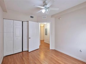 1103 Golden Lakes Blvd 1013, West Palm Beach FL 33411