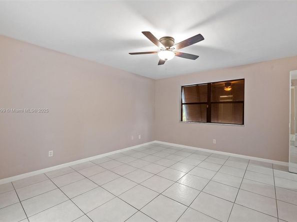 1178 NW 122nd Terrace, Pembroke Pines FL 33026