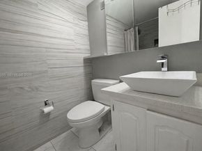 3910 Inverrary Blvd 603B, Lauderhill FL 33319