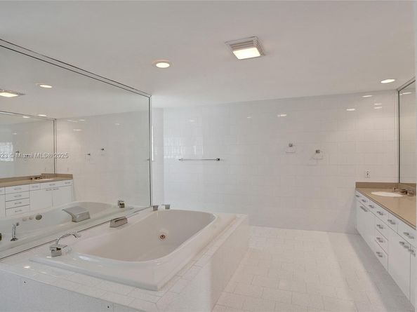 12434 NW 19th Pl, Coral Springs FL 33071