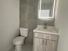 2041 NW 190th TERRACE, Miami Gardens FL 33056