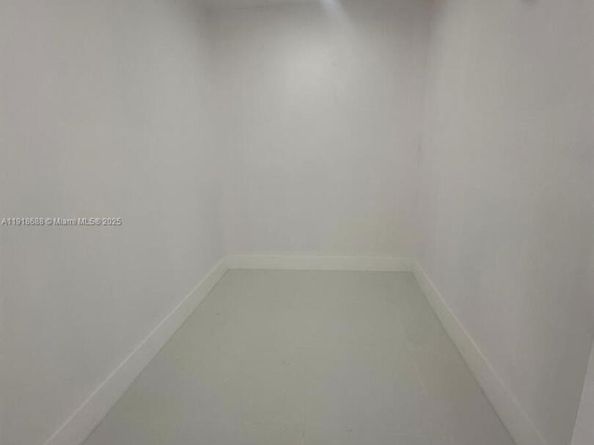 2041 NW 190th TERRACE, Miami Gardens FL 33056