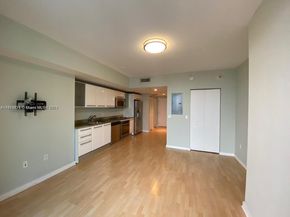 185 SW 7th St 3306, Miami FL 33130