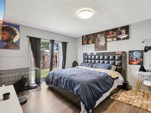 2117 E Bond Dr 1, West Palm Beach FL 33415