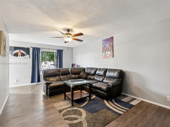 2117 E Bond Dr 1, West Palm Beach FL 33415