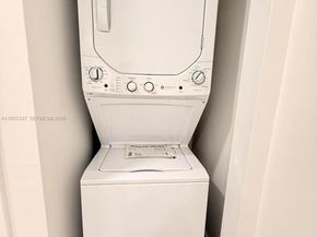 7064 Woodmont Ave, Tamarac FL 33321