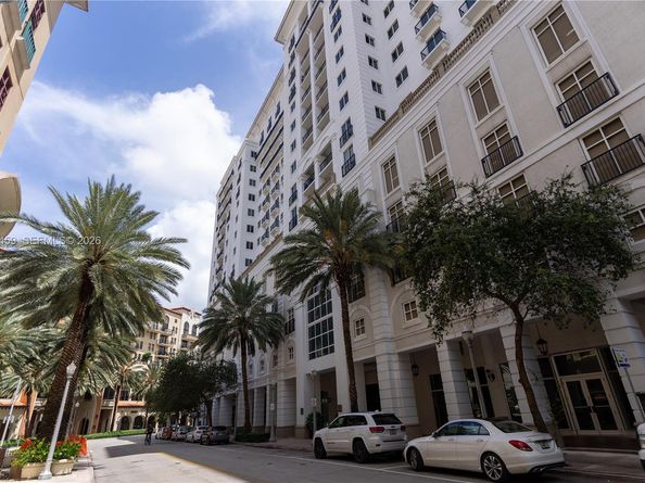 10 Aragon Ave 1105, Coral Gables FL 33134