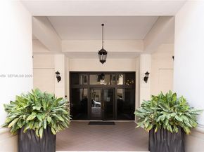 10 Aragon Ave 1105, Coral Gables FL 33134