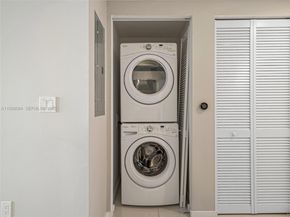 5300 Paseo Blvd 1910, Doral FL 33166