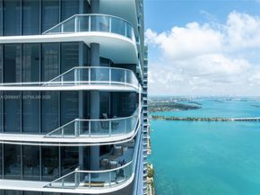 700 NE 24th ST 5407, Miami FL 33137