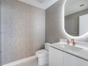 700 NE 24th ST 5407, Miami FL 33137