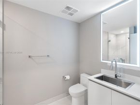 700 NE 24th ST 5407, Miami FL 33137