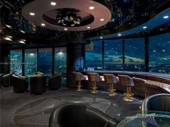 300 S Pointe Dr TH 3103, Miami Beach FL 33139