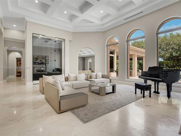 741 Ranch Rd, Weston FL 33326