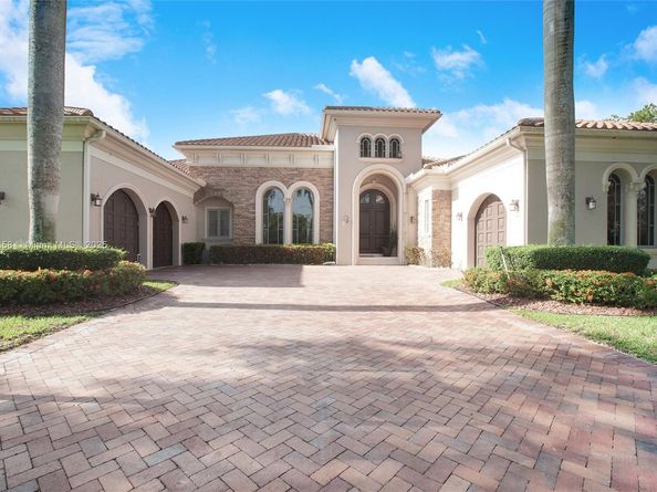 741 Ranch Rd, Weston FL 33326
