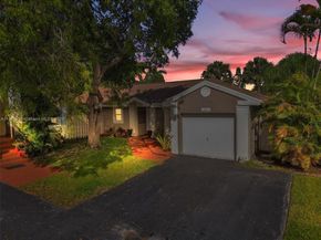 3833 NW 107th Way, Sunrise FL 33351