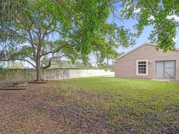 3833 NW 107th Way, Sunrise FL 33351