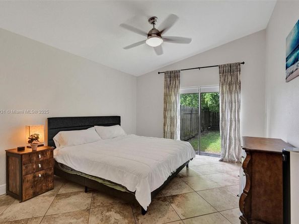 3833 NW 107th Way, Sunrise FL 33351