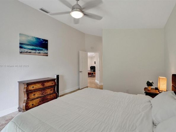 3833 NW 107th Way, Sunrise FL 33351