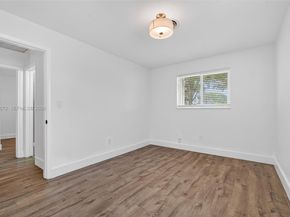 341 NW 15th St, Homestead FL 33030
