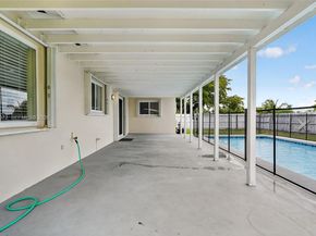 341 NW 15th St, Homestead FL 33030