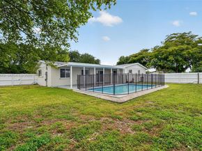 341 NW 15th St, Homestead FL 33030