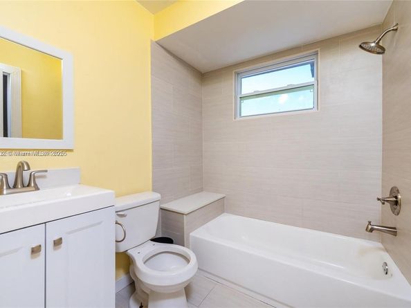 21023 SW 85th Pass, Cutler Bay FL 33189