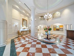 19900 E Country Club Dr 816, Aventura FL 33180