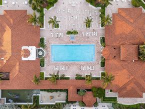 19900 E Country Club Dr 816, Aventura FL 33180