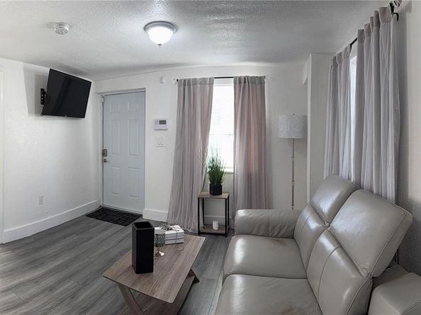 2051 NW 152nd Ter, Miami Gardens FL 33054
