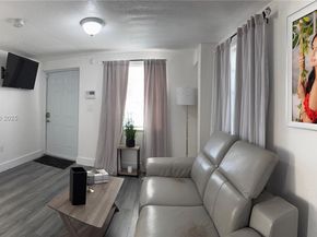 2051 NW 152nd Ter, Miami Gardens FL 33054