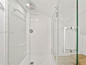 3951 Park Dr, Miami FL 33133