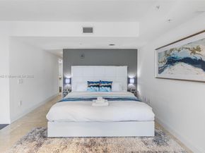 41 SE 5th St 2008, Miami FL 33131