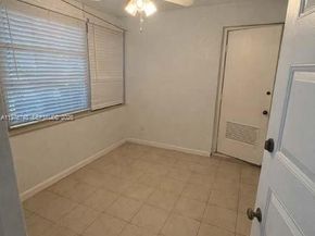 1701 NW 75th Ave 208, Plantation FL 33313